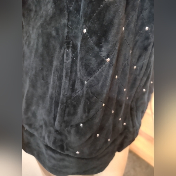 Quacker Factory women's size small fleece zip up vest - Picture 2 of 6